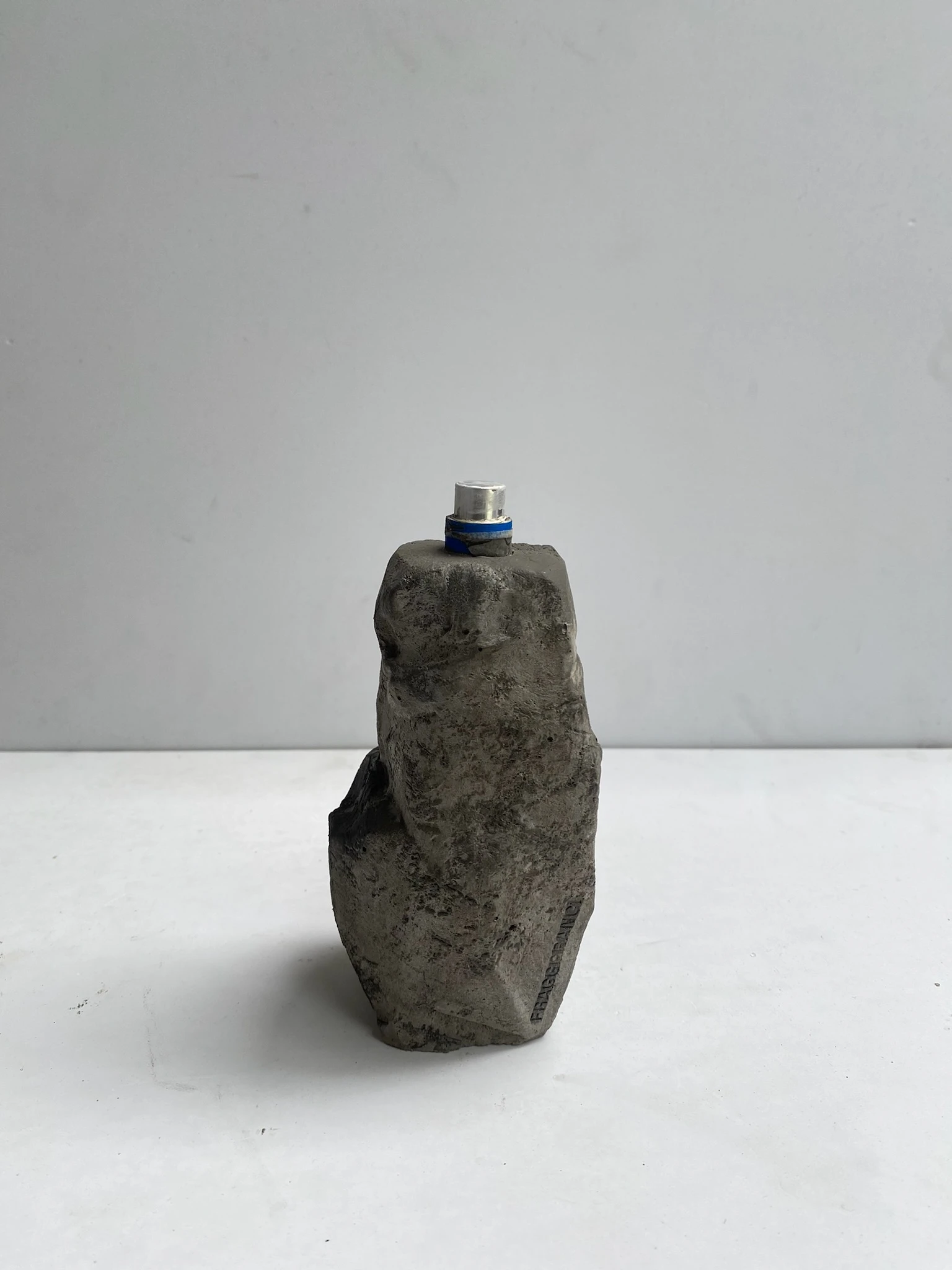 Concrete bottle cast 13